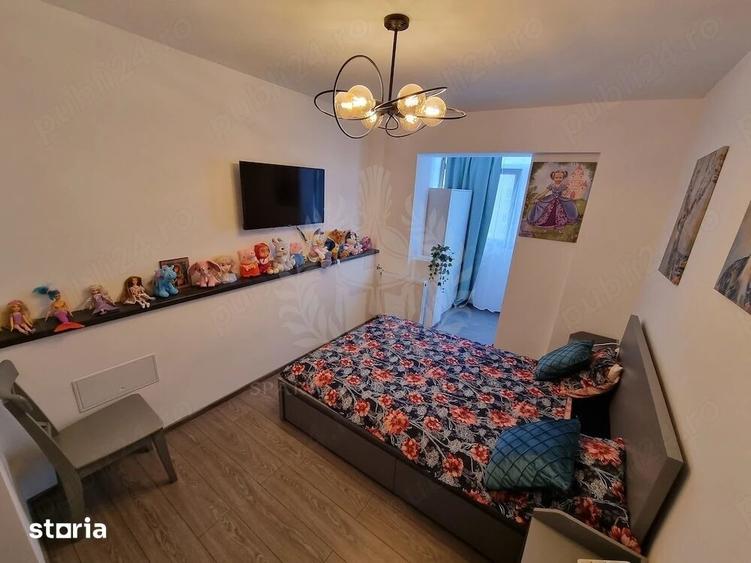 Apartament cu 3 camere decomandat, mobilat în Republicii