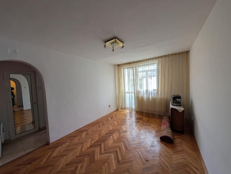 Vand apartament 3 camere Piatra-Neamt - mobilat - 4
