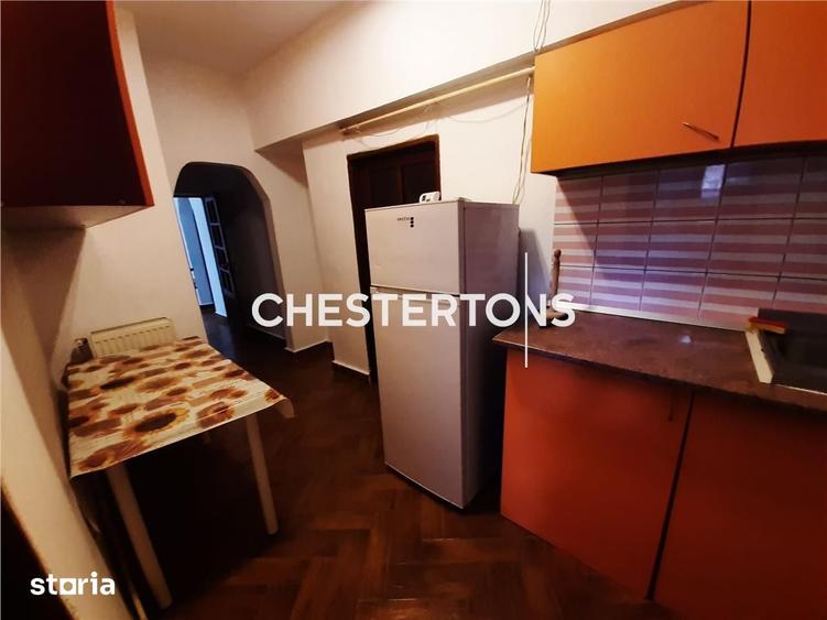 Apartament cu 3 camere decomandat în Tineretului