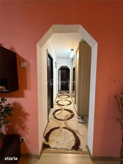Apartament cu 3 camere în Aradul Nou