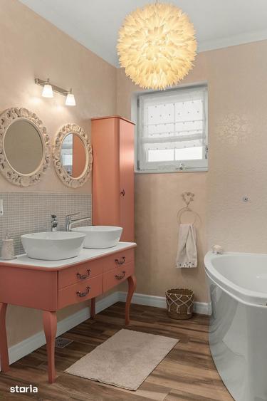 Casă cu 6 camere cu Teren 536 Mp în Iris