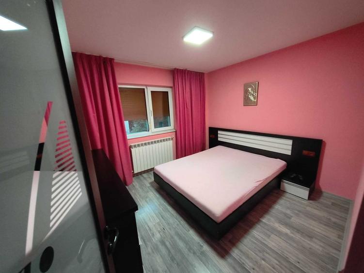 Apartament cu 3 camere în Barieră