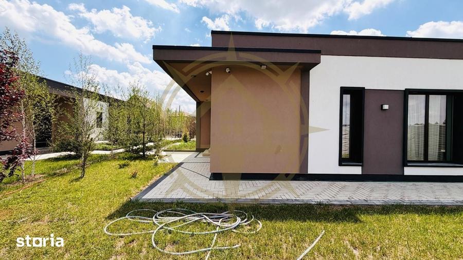 Casă cu 4 camere cu Teren 500 Mp în Petrești