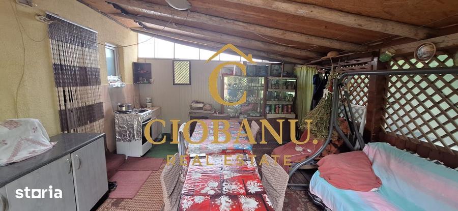 Casă cu 4 camere cu Teren 1760 Mp în Popoveni