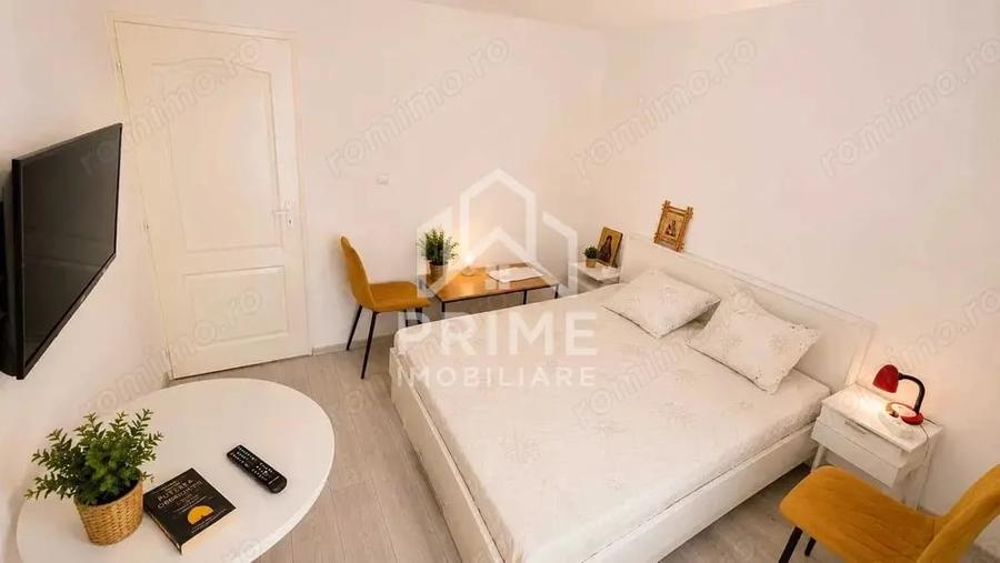 Apartament cu 3 camere decomandat în Cetate