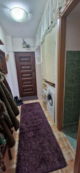 Apartament cu 2 camere semidecomandat în Km 4-5