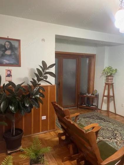 Casă cu Teren 91 Mp în Central
