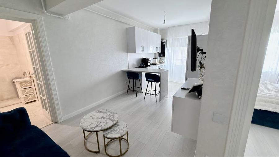 Apartament cu 2 camere decomandat, mobilat în Exterior Vest