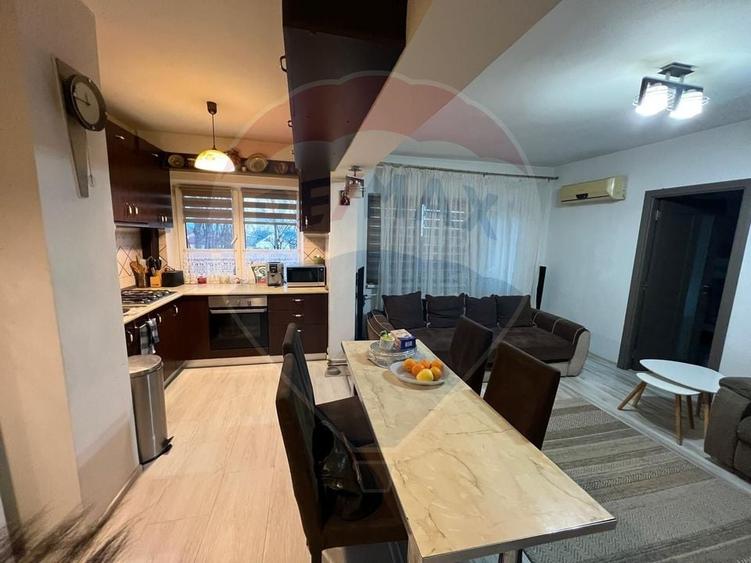 Apartament cu 2 camere semidecomandat, mobilat în Gară