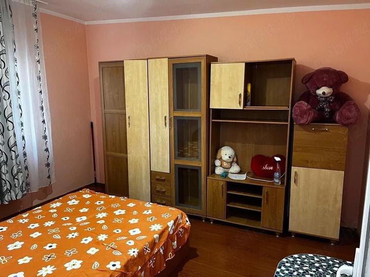 Garsonieră decomandată în Traian