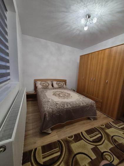 Apartament cu 2 camere decomandat în Triaj