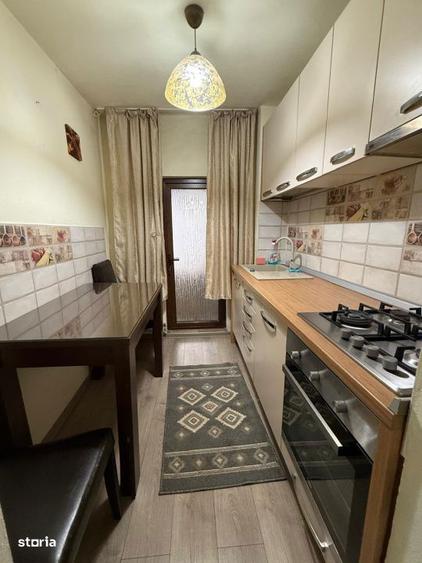 Apartament cu 2 camere semidecomandat în Rovine