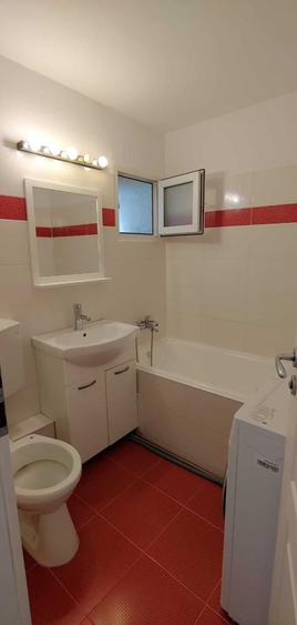 Apartament cu 3 camere decomandat, mobilat în Turda
