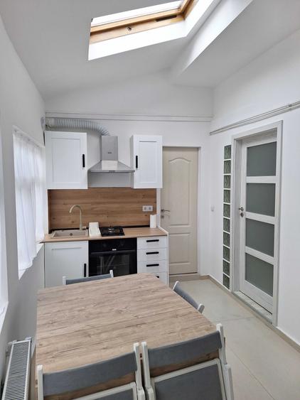 Apartament cu 2 camere decomandat în Exterior Vest