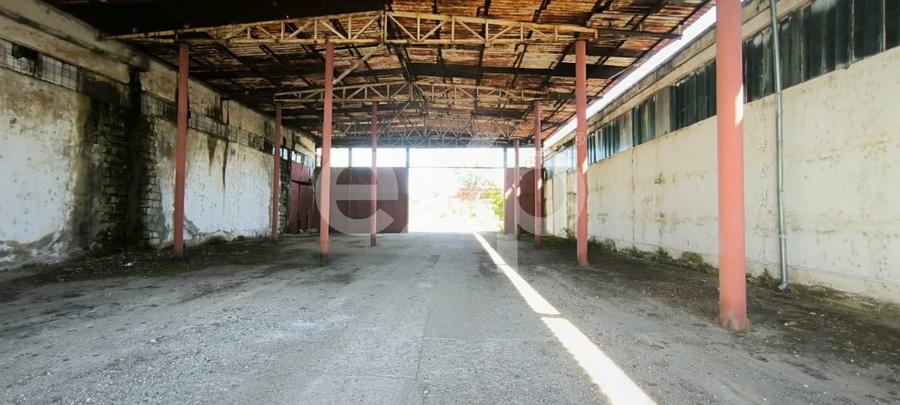 Spațiu industrial, de 5,000 mp, în Semicentral