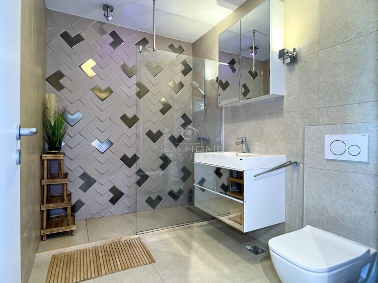 Apartament cu 2 camere semidecomandat, mobilat în Central