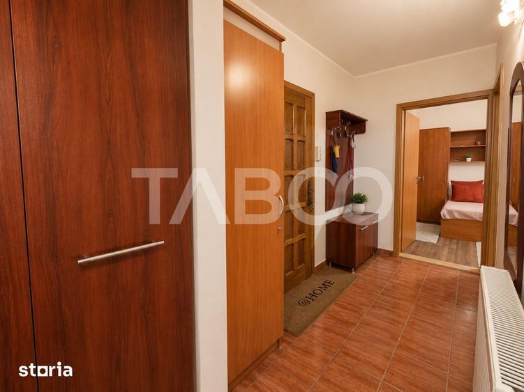 Apartament cu 2 camere decomandat în Trei Stejari