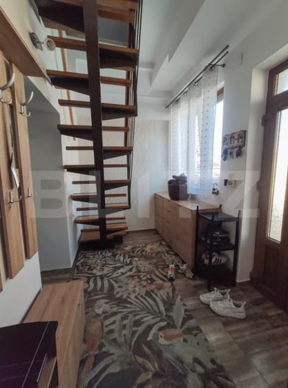 Casă cu 4 camere cu Teren 1483 Mp în Vetiș