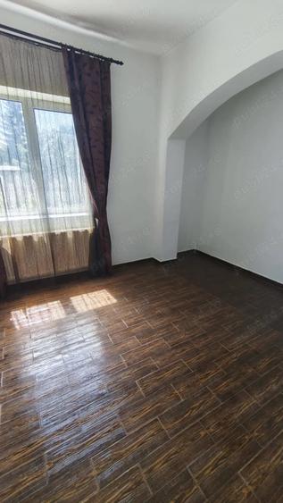Spațiu comercial, de 100 mp, în CFR