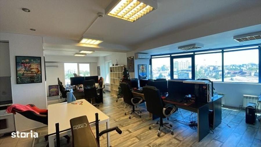 Apartament cu 4 camere decomandat în Eminescu