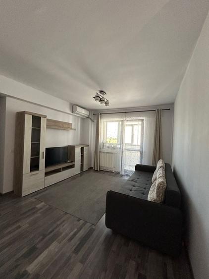 Apartament cu 2 camere semidecomandat în Valea Adâncă