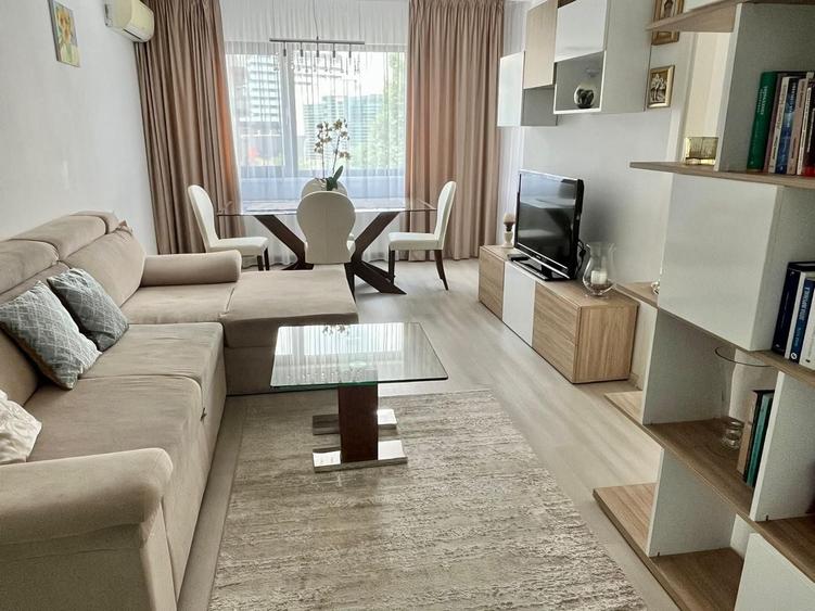 Apartament cu 2 camere decomandat în Aviației