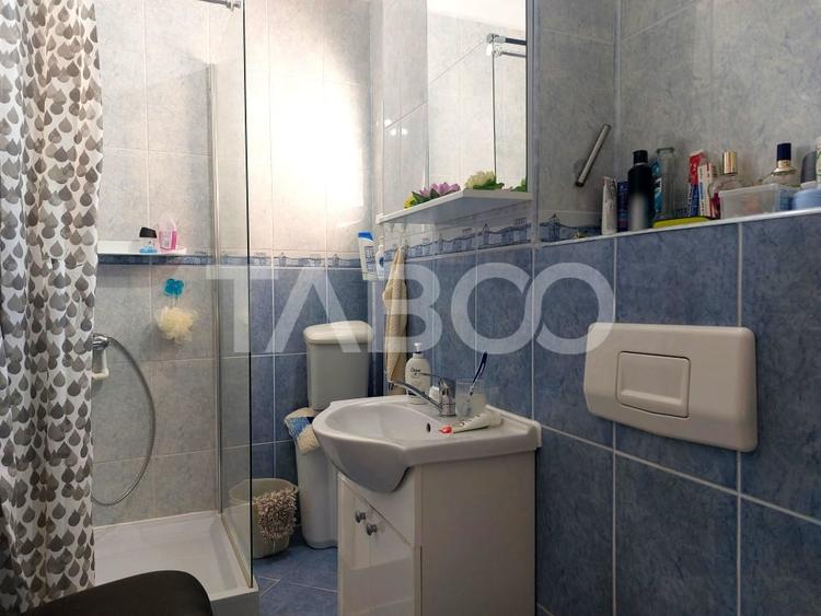 Apartament cu 3 camere decomandat, mobilat în Cisnădie