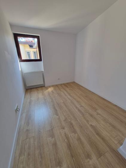 Duplex cu 9 camere cu Teren 100 Mp în Dorobanți