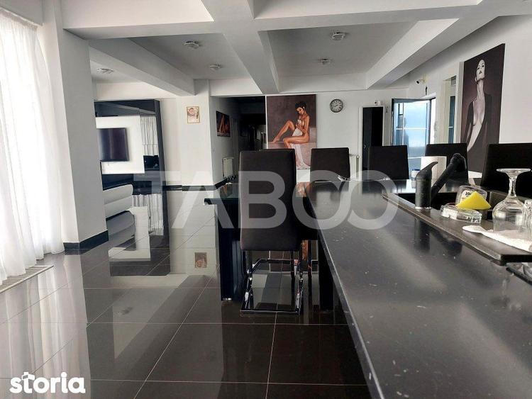 Apartament cu 3 camere decomandat în Vasile Aaron