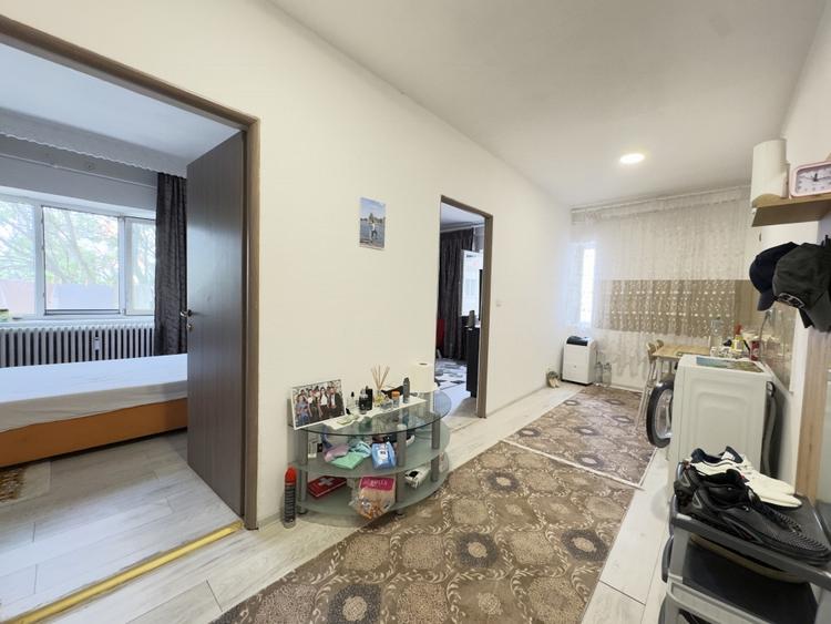 Apartament cu 2 camere nedecomandat, mobilat în Unirii