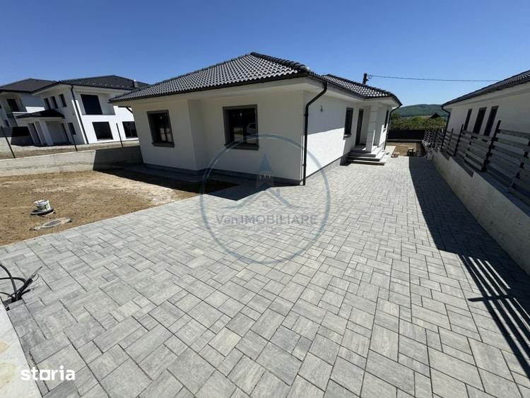 Casă cu 4 camere cu Teren 450 Mp în Independenței