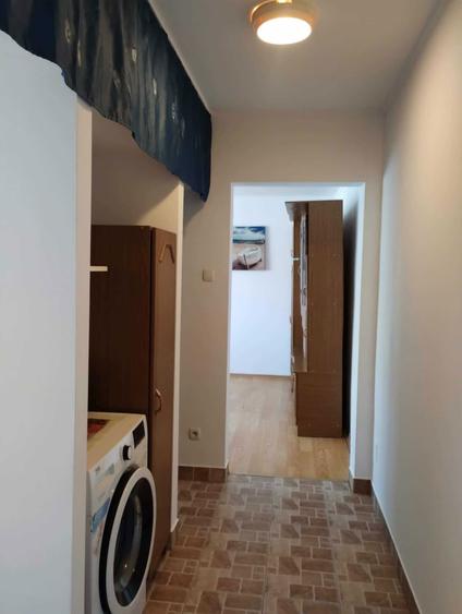 Apartament cu 2 camere semidecomandat în Micro 15