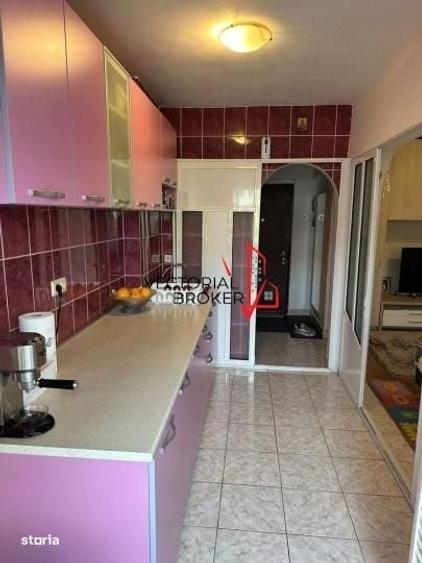 2 camere semidecomandate, et.7, 50mp, renovat, mobilat, Basarabia- Cam - 2