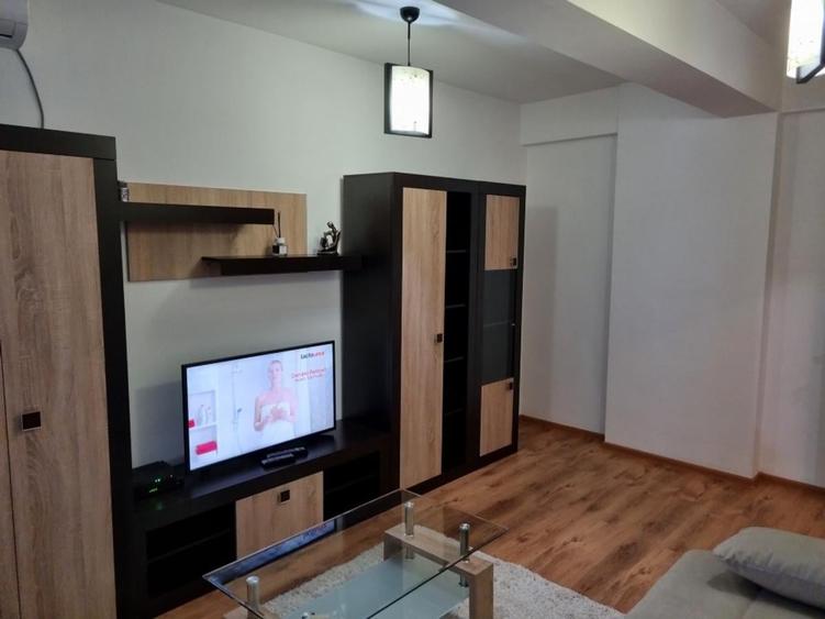 Inchiriere apartament 2 camere zona Mihai Bravu Bloc Nou - 2