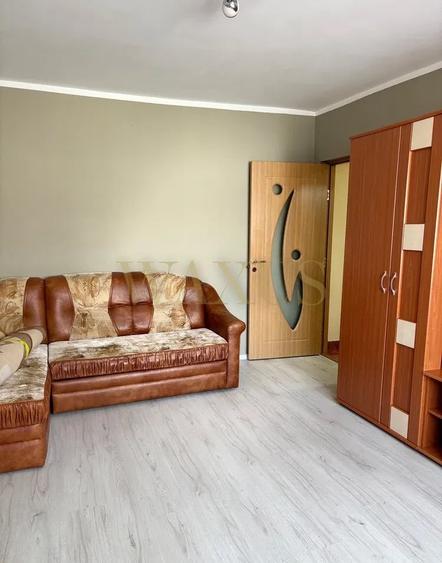 Apartament cu 2 camere semidecomandat, mobilat în Decebal