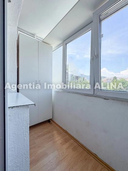 Apartament cu 2 camere decomandat în Central