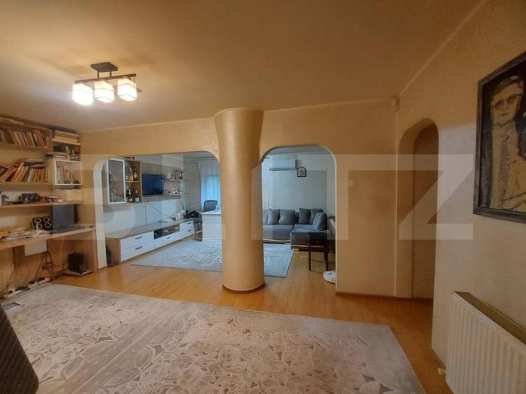 Apartament cu 3 camere decomandat în Obcini