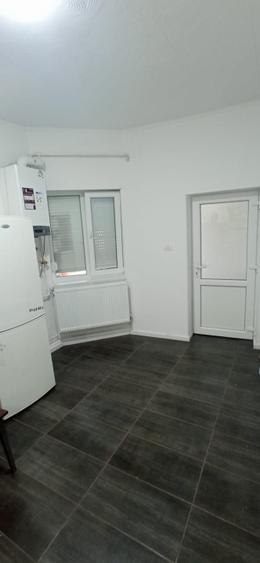 Garsonieră decomandată în Dâmbovița