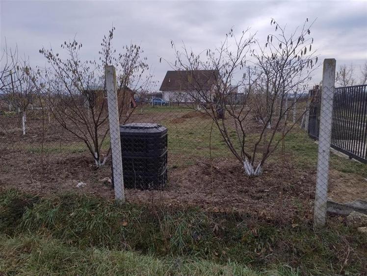 Teren Construcții intravilan de 6590 mp, în Oșorhei