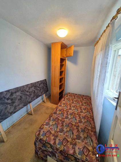 Casă cu 3 camere cu Teren 295 Mp în Babadag