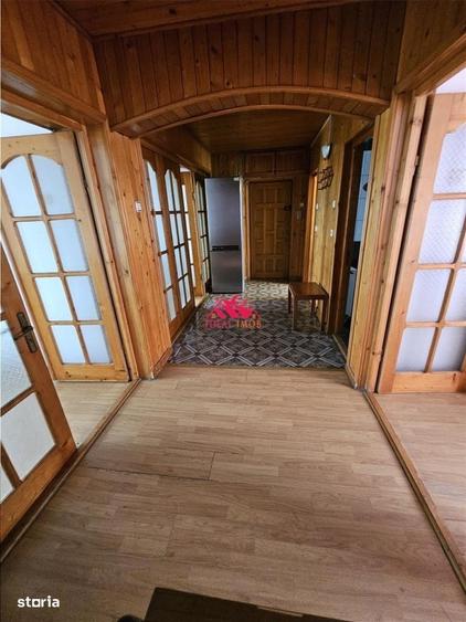 Apartament cu 3 camere decomandat în Ultracentral