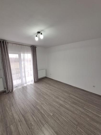 Duplex cu 4 camere cu Teren 362 Mp în Dumbrăvița
