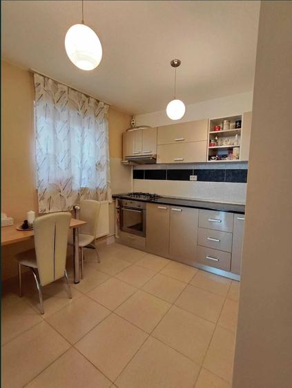Apartament cu 2 camere decomandat în Tineretului