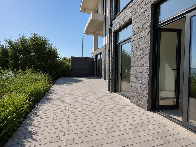 Apartament cu vedere frontala si terasa catre lac | Ovidiu - 20