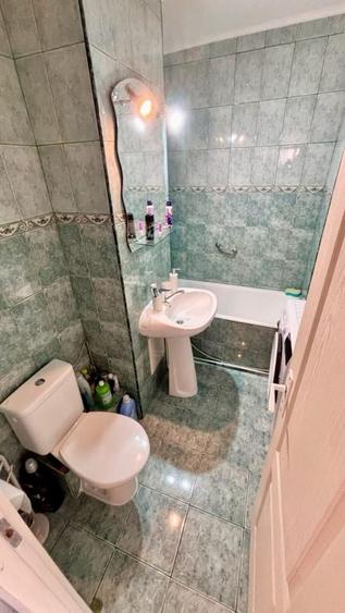 Apartament cu 2 camere decomandat, mobilat în Tudor