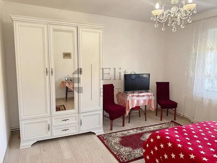 Casă cu 3 camere cu Teren 1813 Mp în Husasău de Tinca