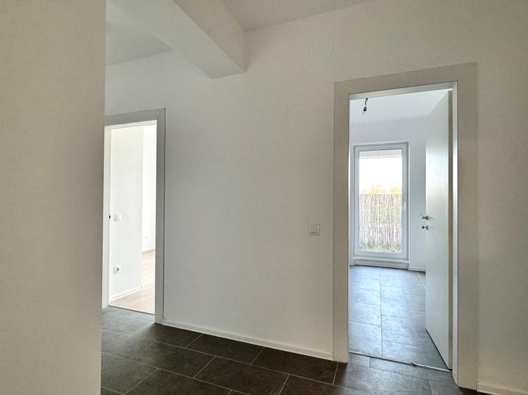 Apartament cu 2 camere decomandat în Străulești
