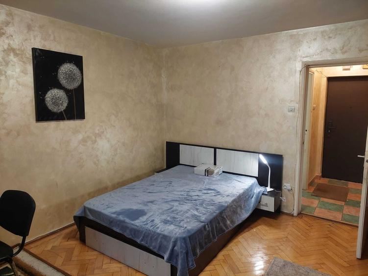 Garsonieră semidecomandată în Progresul