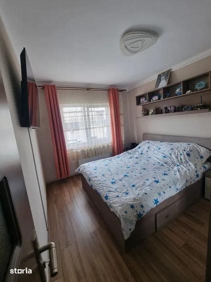 Apartament cu 2 camere decomandat în Micro 17