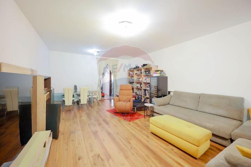 Duplex cu 3 camere cu Teren 241 Mp în Iosia